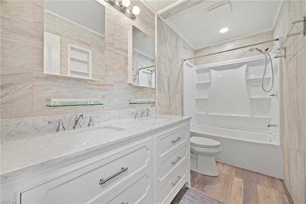 3581 Forest Haven LN