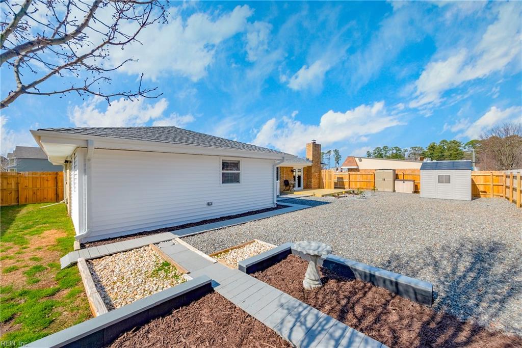 3581 Forest Haven LN