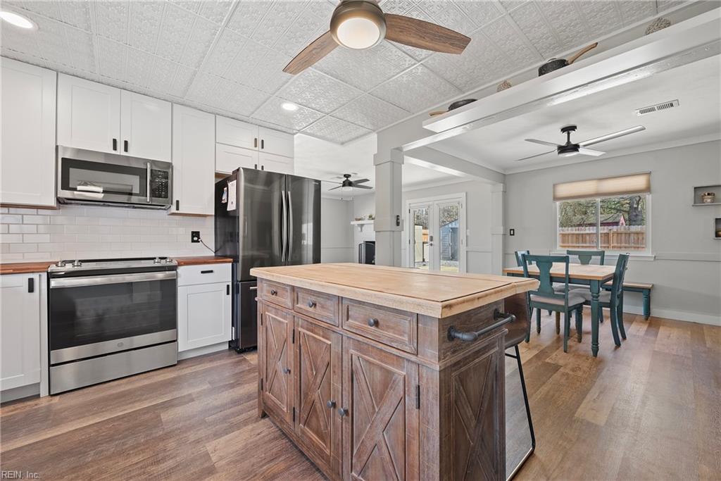 3581 Forest Haven LN