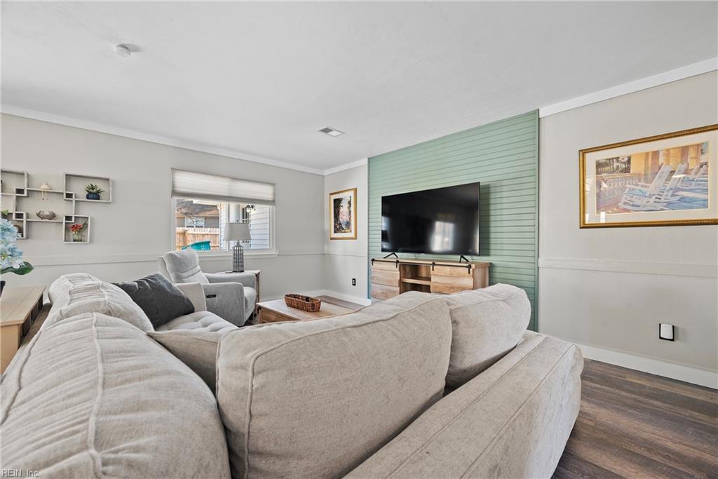 3581 Forest Haven LN