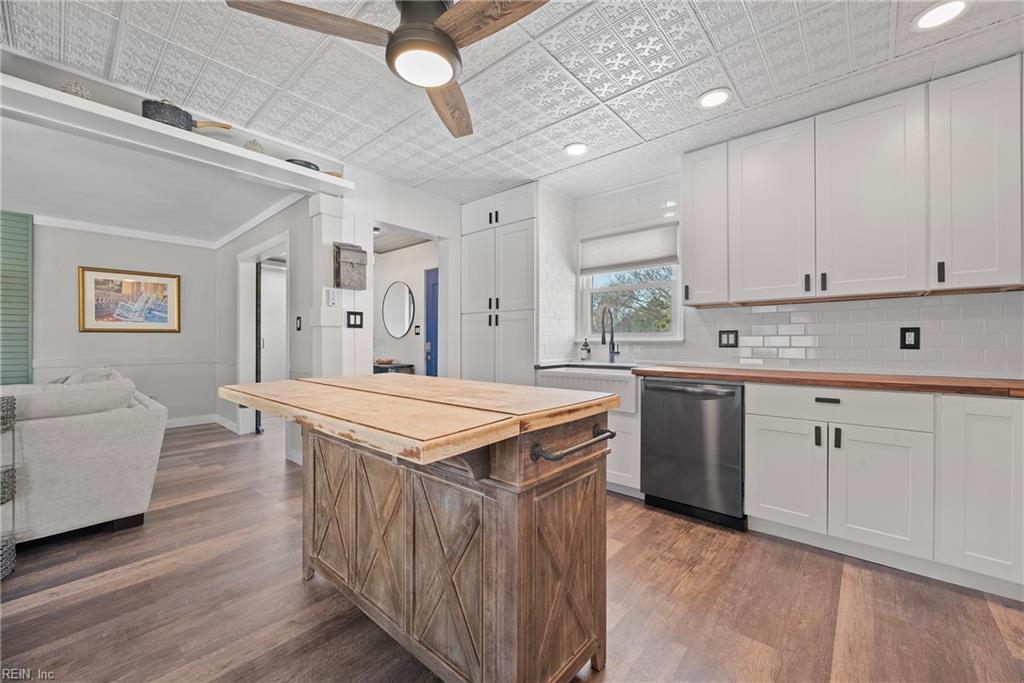 3581 Forest Haven LN