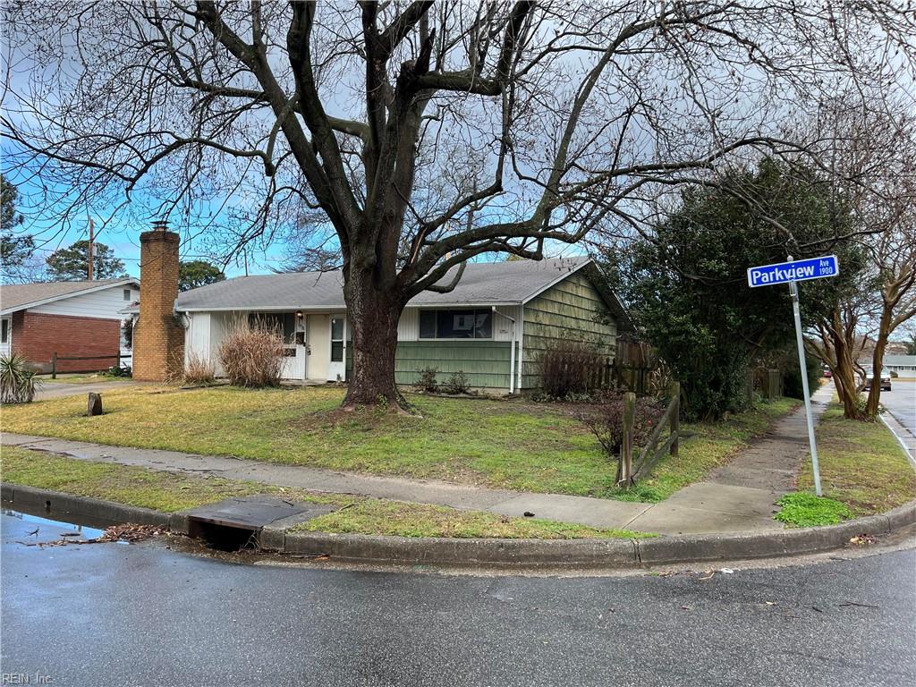 1938 Parkview AVE