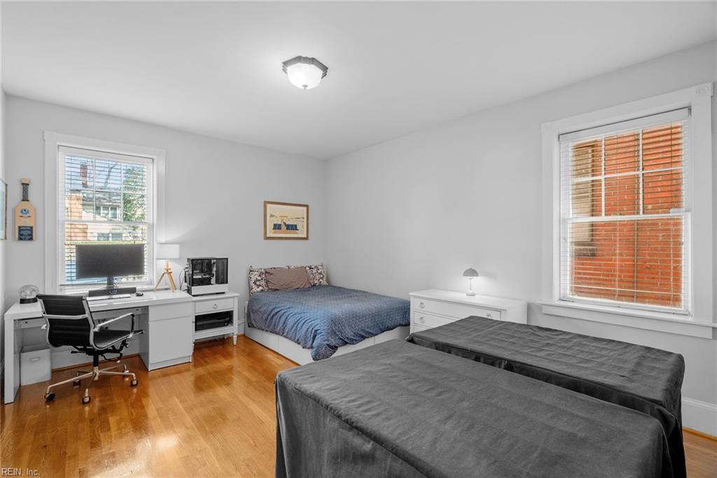 736 W Princess Anne RD 102