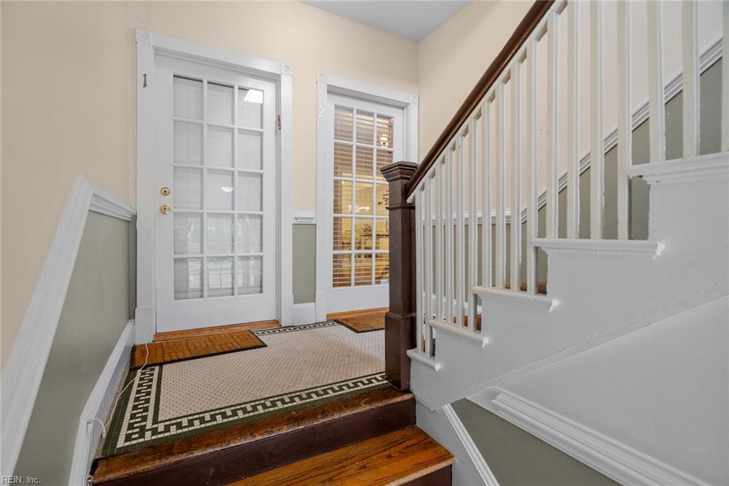 736 W Princess Anne RD 102