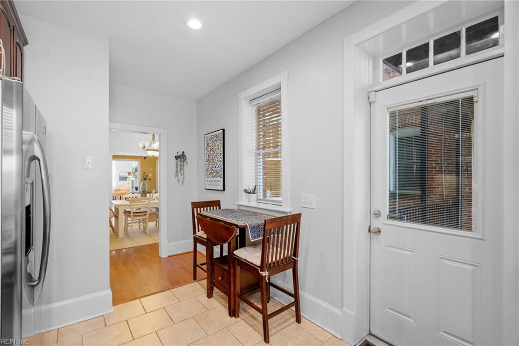 736 W Princess Anne RD 102