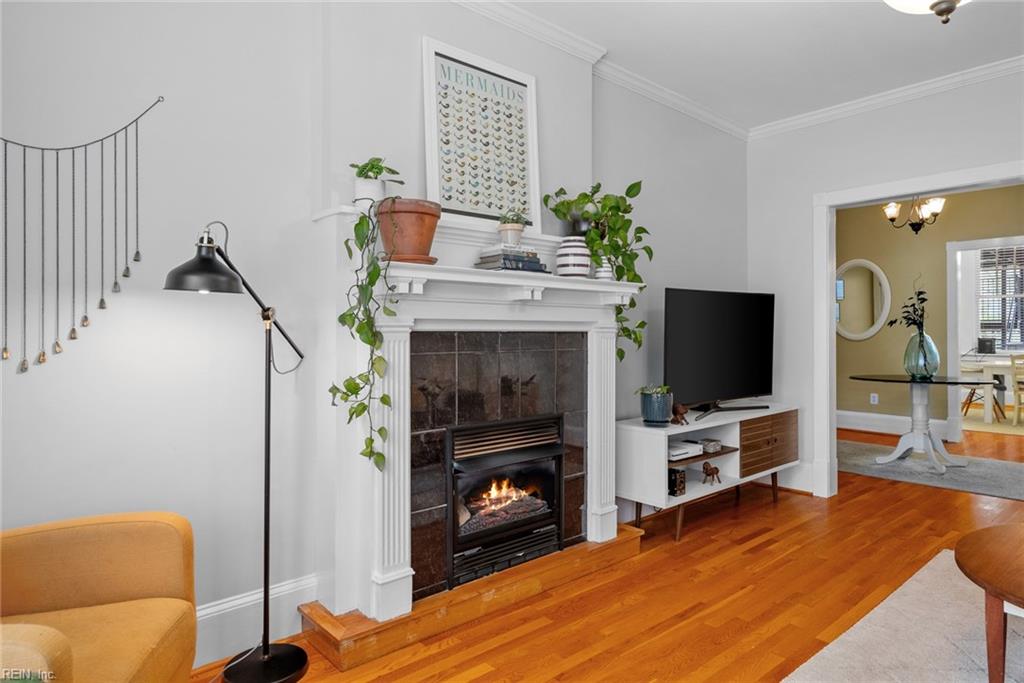 736 W Princess Anne RD 102