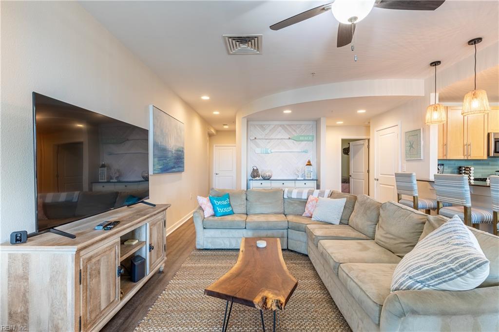 3700 Sandpiper RD 309