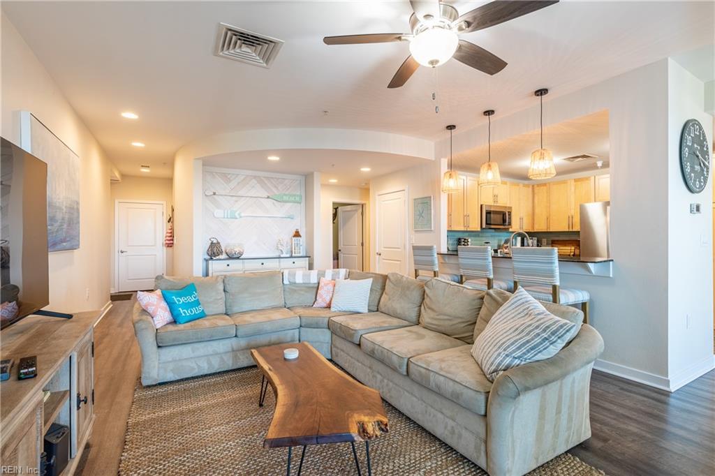 3700 Sandpiper RD 309