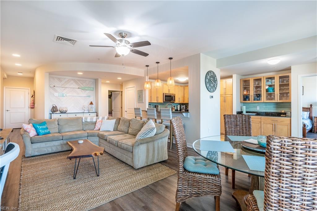 3700 Sandpiper RD 309