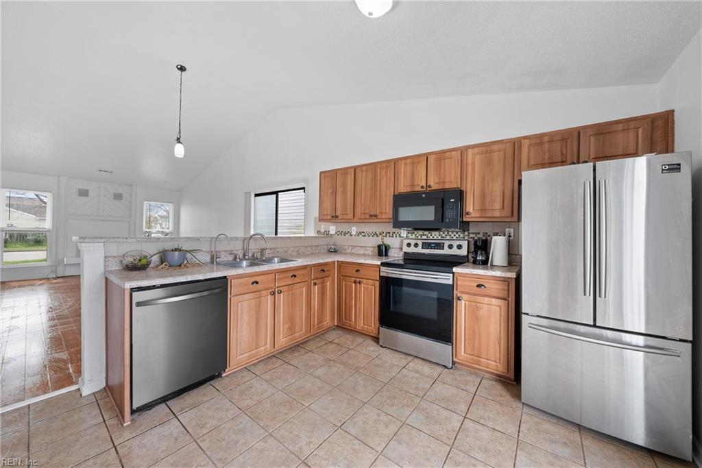 1405 Bridle Creek BLVD