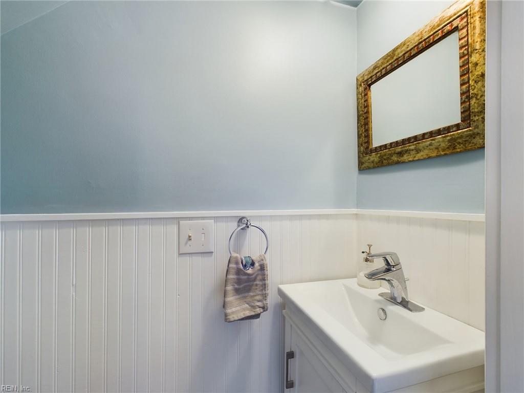 250 Prince George ST