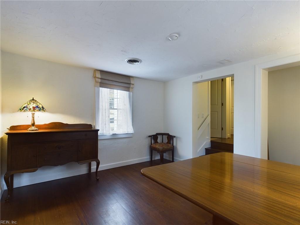 250 Prince George ST