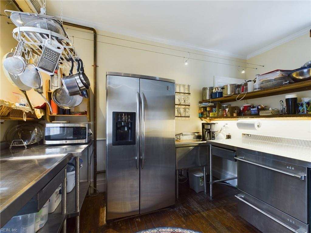 250 Prince George ST