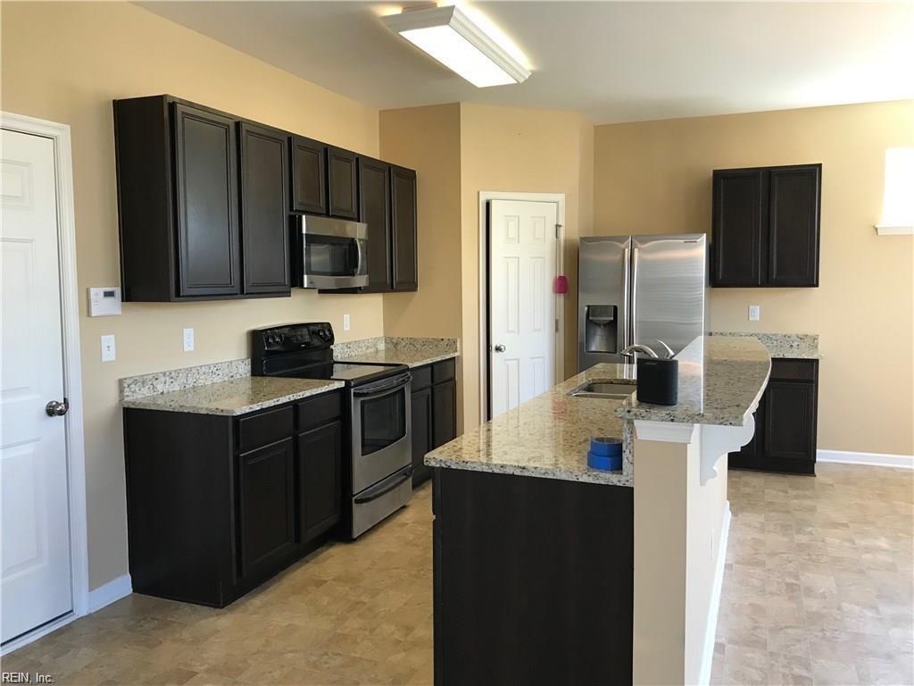 56 Hampshire Glen PW