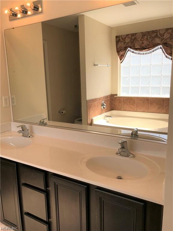 56 Hampshire Glen PW