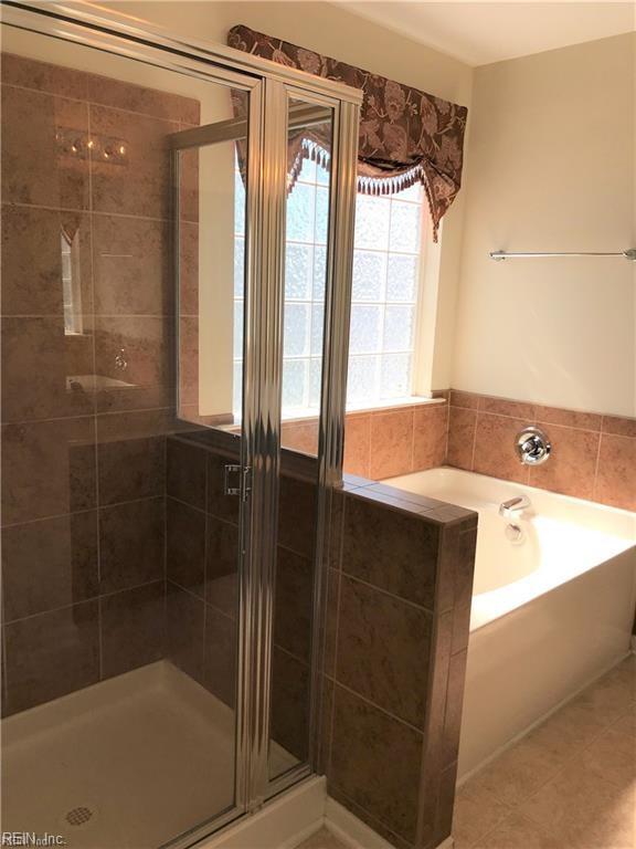 56 Hampshire Glen PW