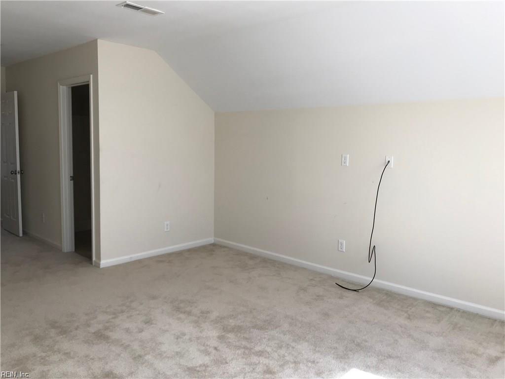 56 Hampshire Glen PW