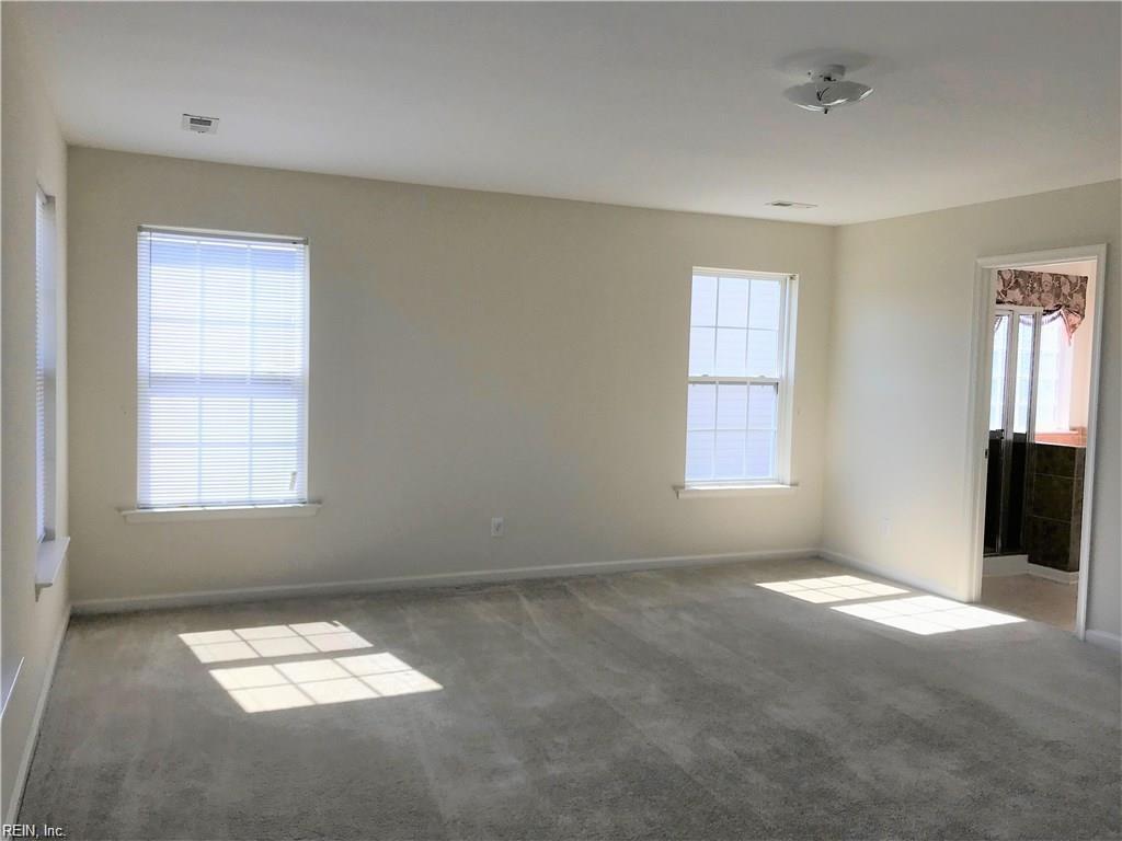 56 Hampshire Glen PW