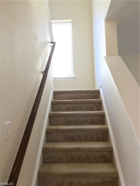 56 Hampshire Glen PW