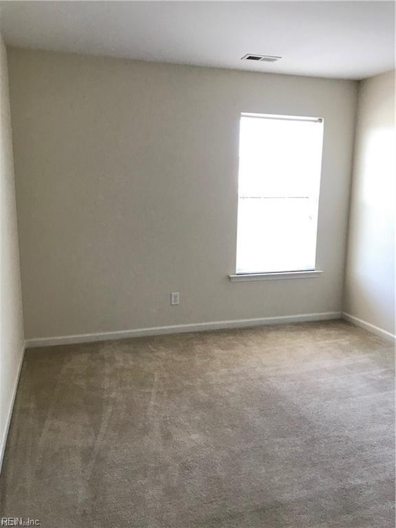 56 Hampshire Glen PW