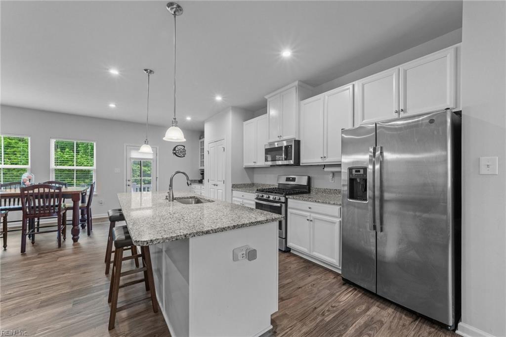 7511 Luminary Drive DR