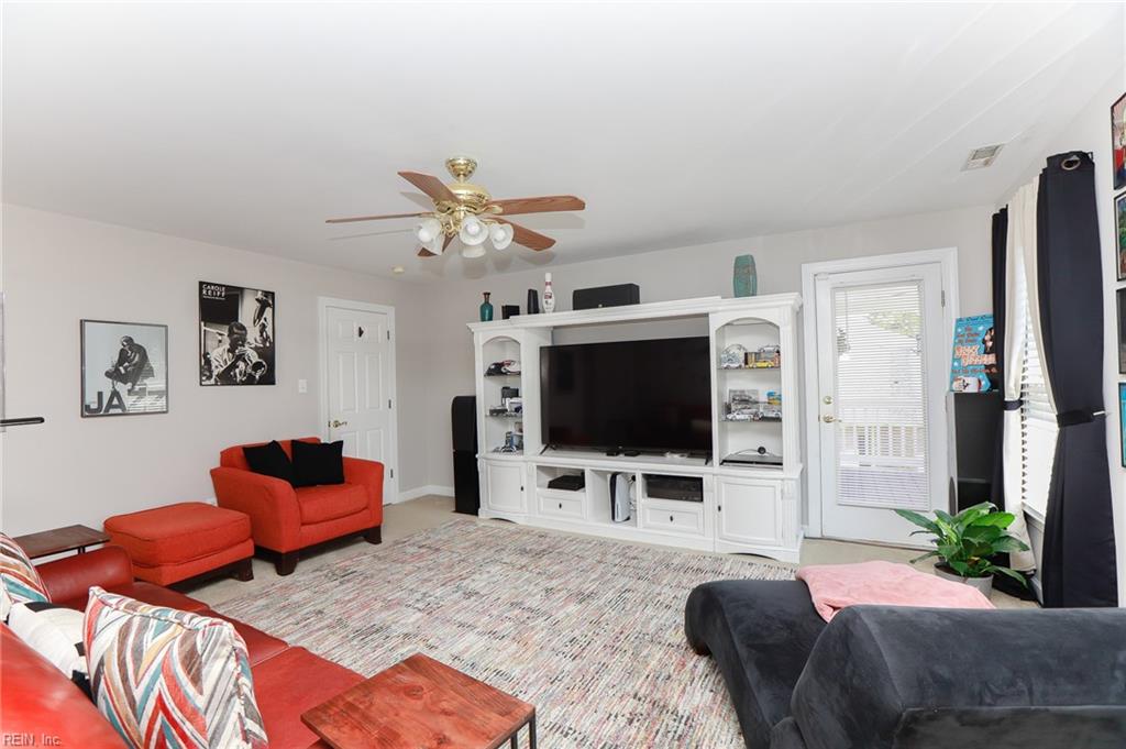 104 N James Landing CT