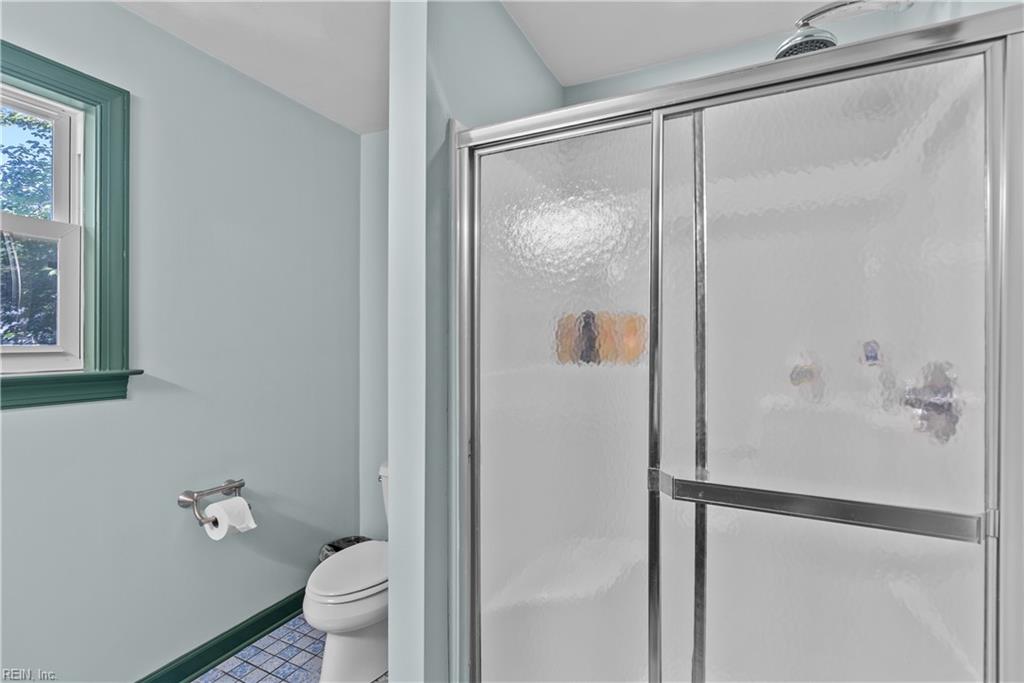 725 Cheshire Forest DR