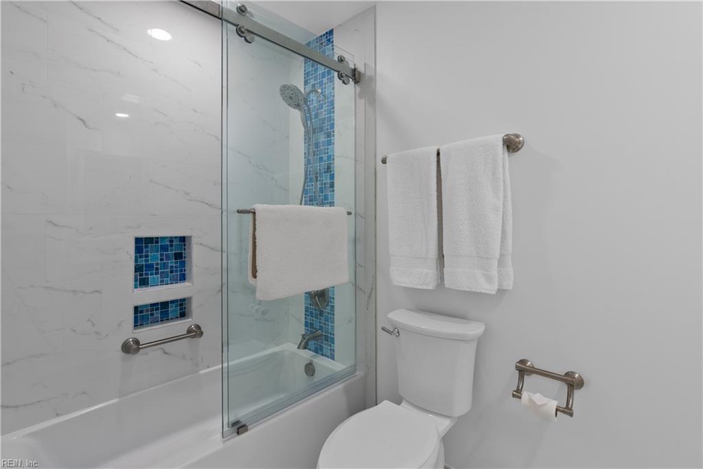 725 Cheshire Forest DR