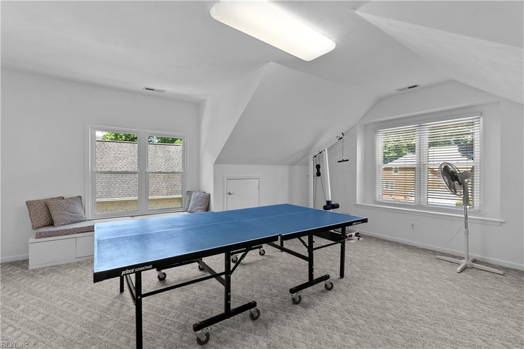 725 Cheshire Forest DR