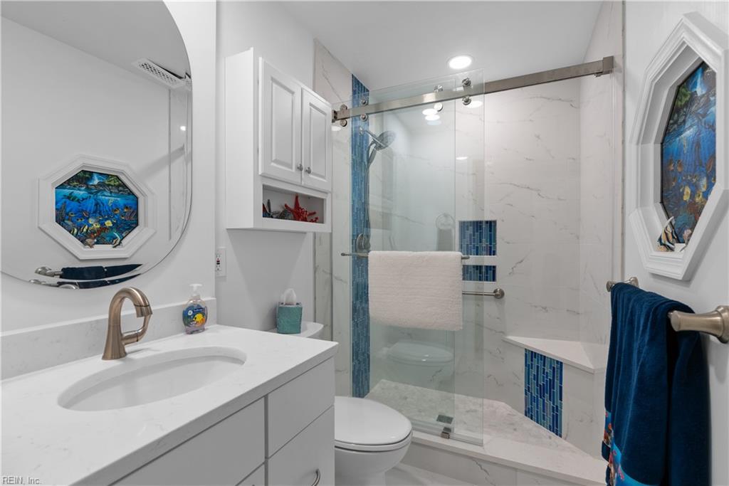 725 Cheshire Forest DR