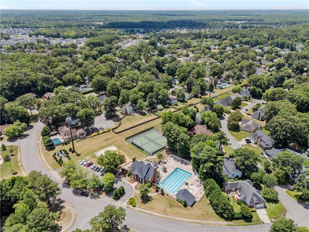 725 Cheshire Forest DR