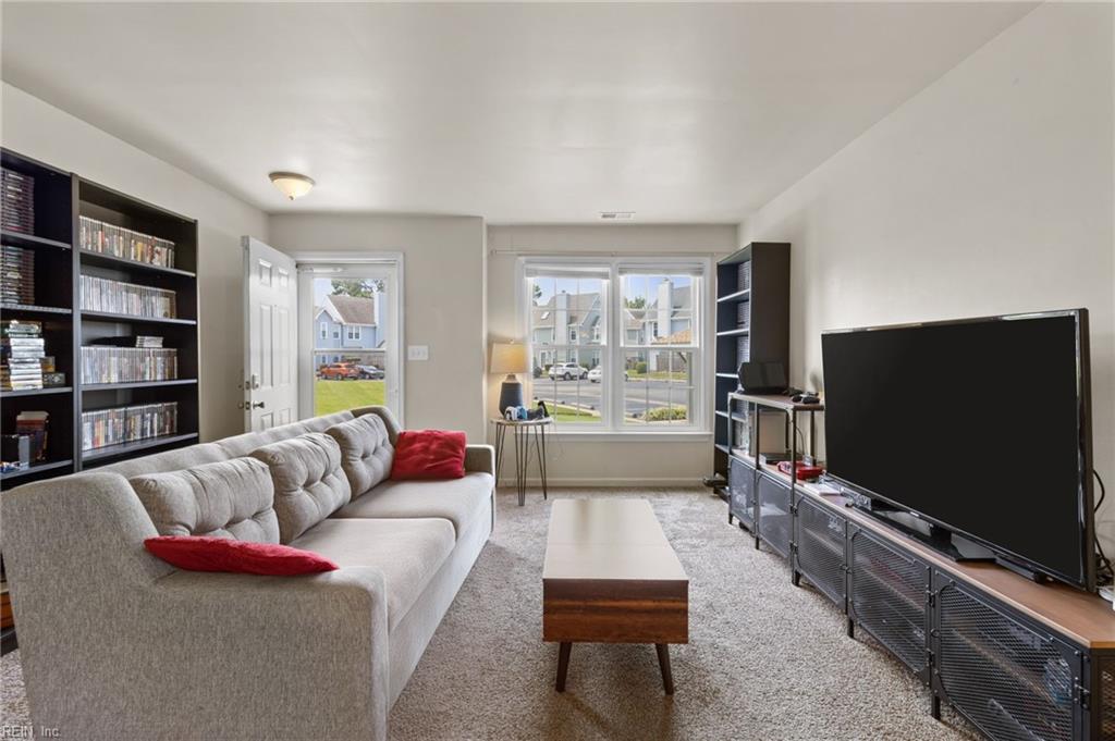 5267 Lake Victoria ARCH