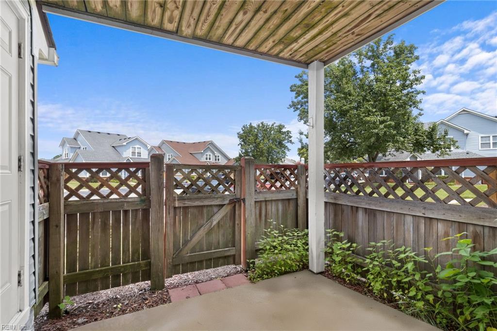 5267 Lake Victoria ARCH