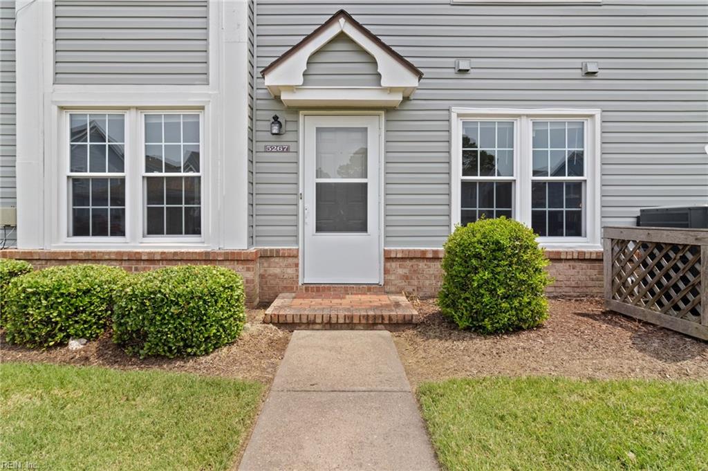 5267 Lake Victoria ARCH