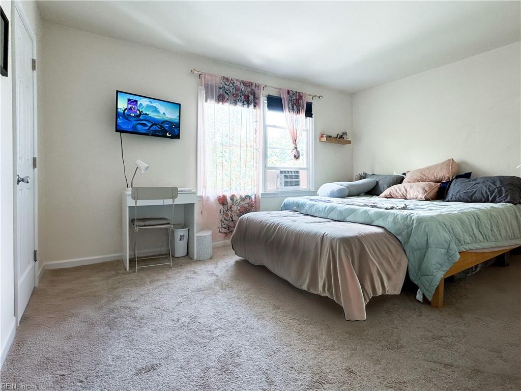 107 Charles Parish DR