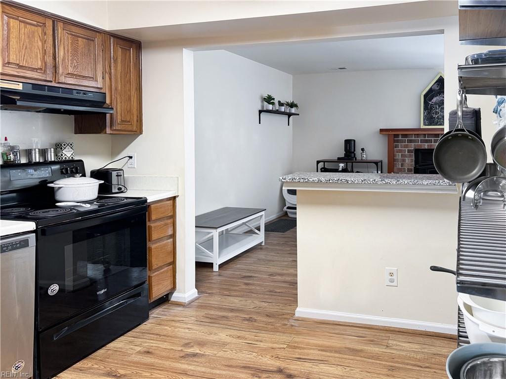 107 Charles Parish DR