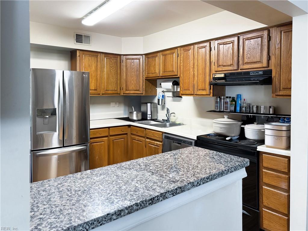 107 Charles Parish DR