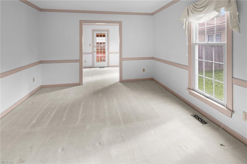 5168 Stratford Chase DR