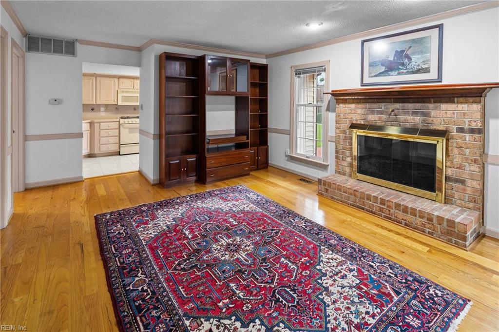 5168 Stratford Chase DR