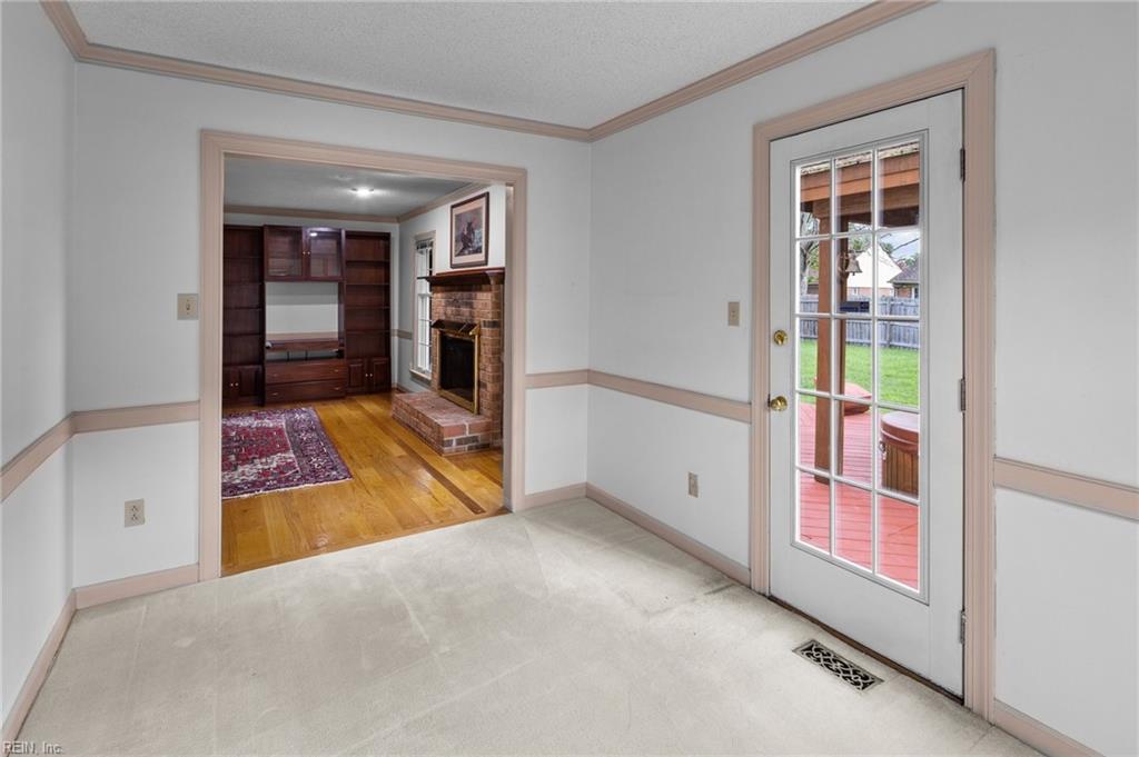 5168 Stratford Chase DR