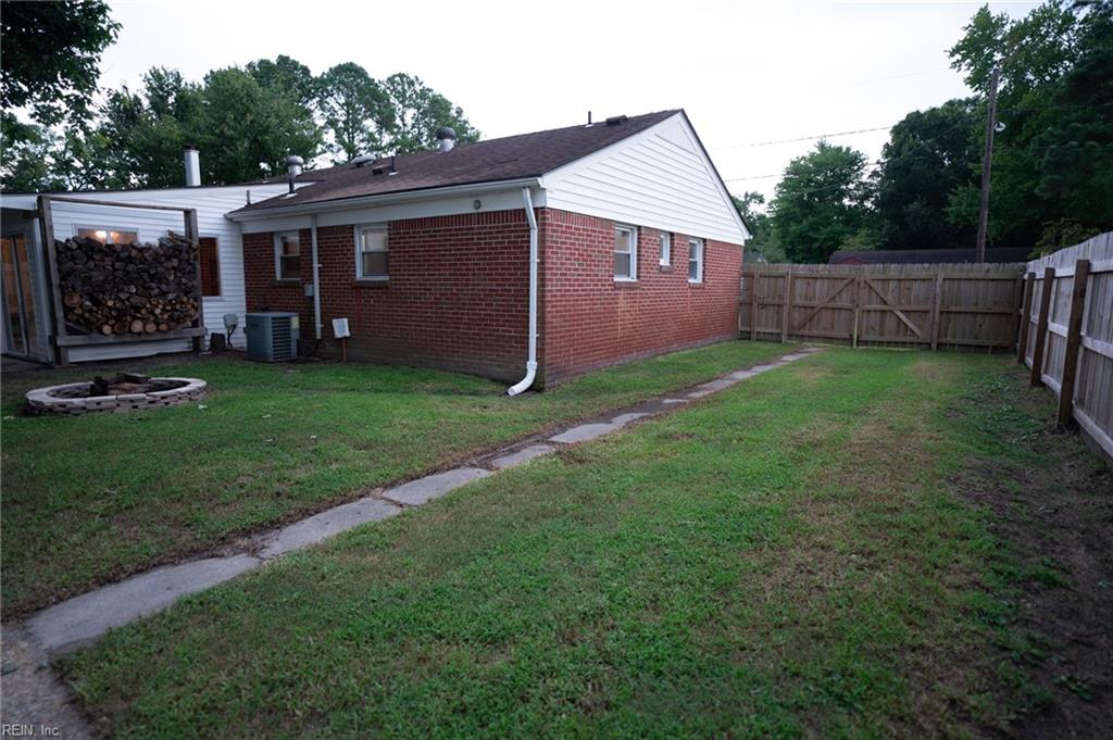 2824 Willowwood Dr DR