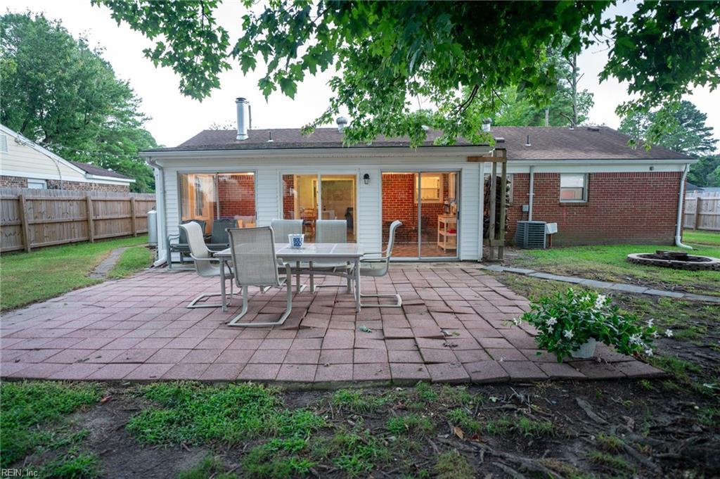 2824 Willowwood Dr DR