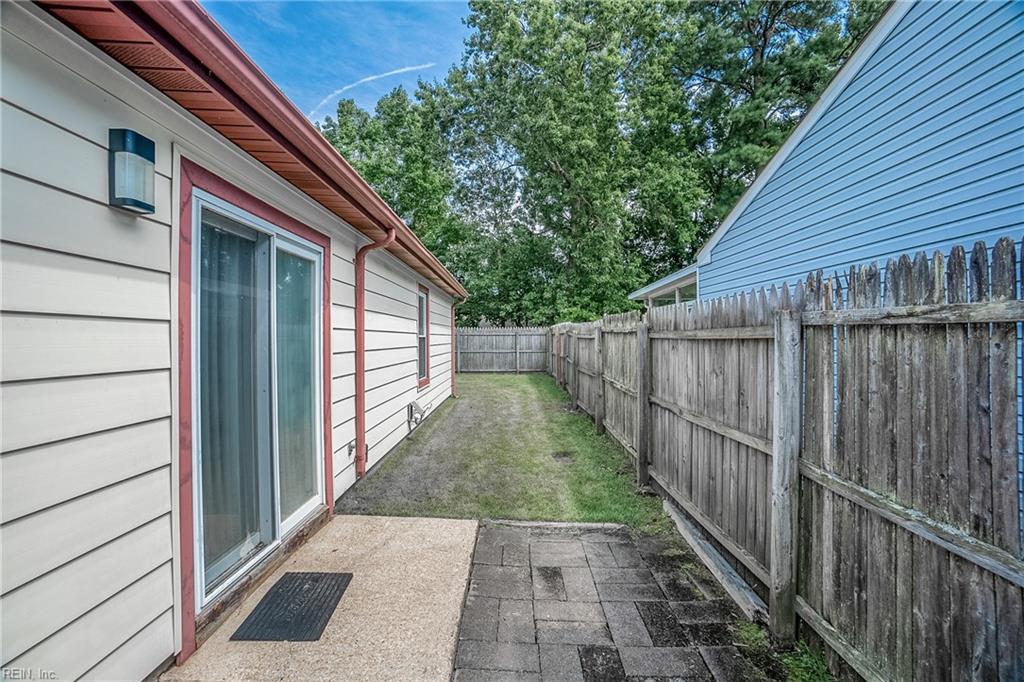 923 Sugar Tree Ct CT