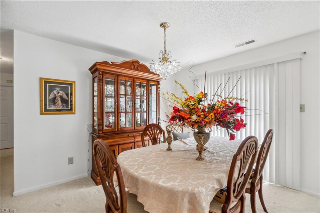 923 Sugar Tree Ct CT