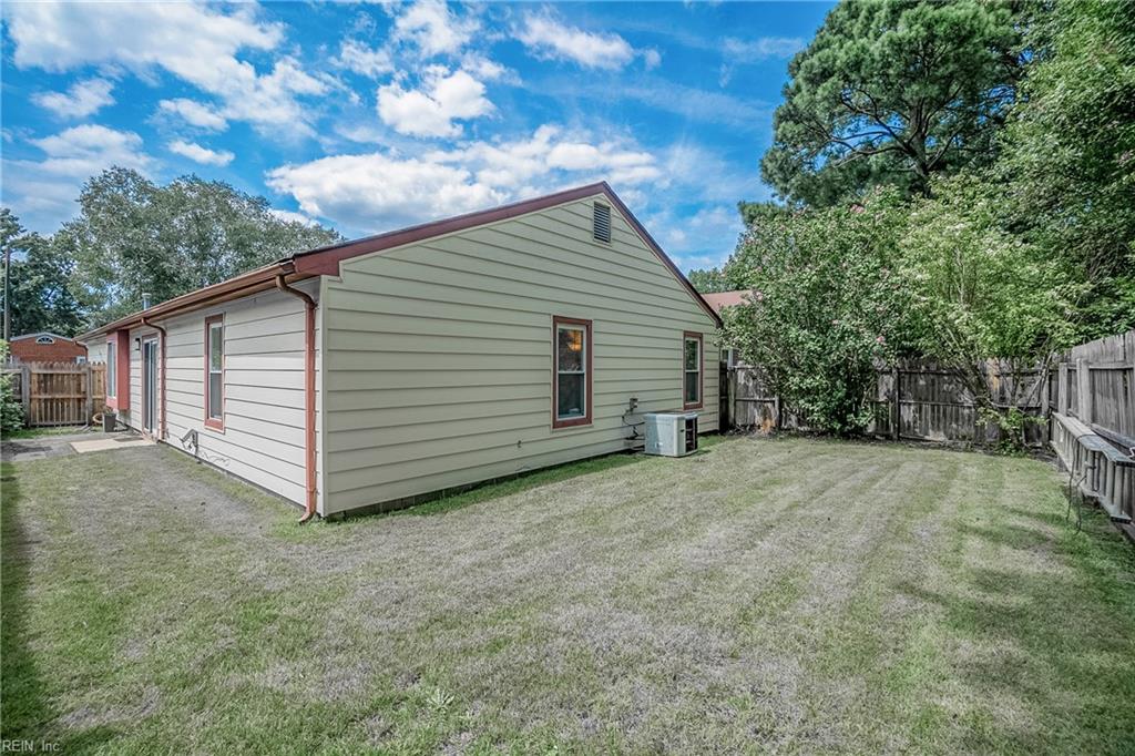 923 Sugar Tree Ct CT