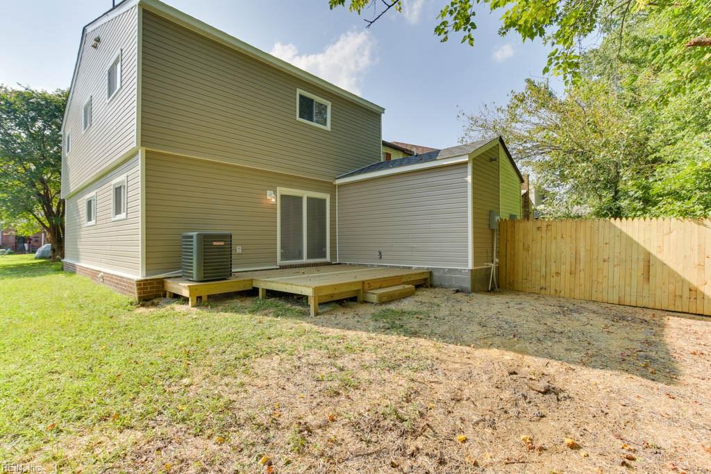 815 Harbour North DR