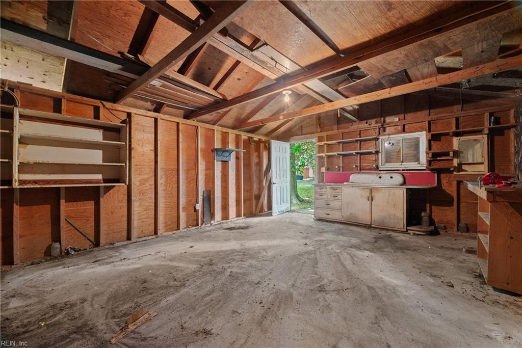 60 N Mary Peake BLVD