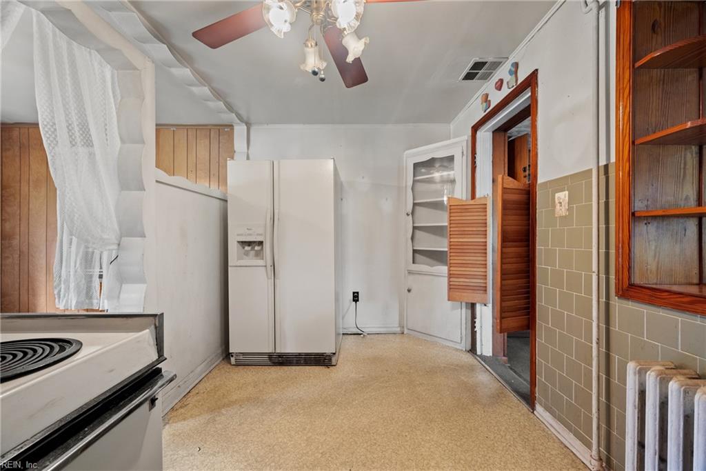 60 N Mary Peake BLVD