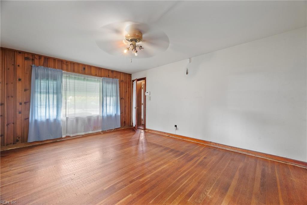 60 N Mary Peake BLVD