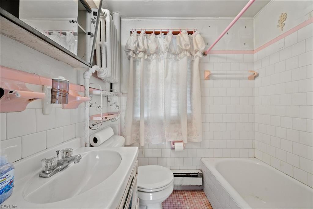 60 N Mary Peake BLVD